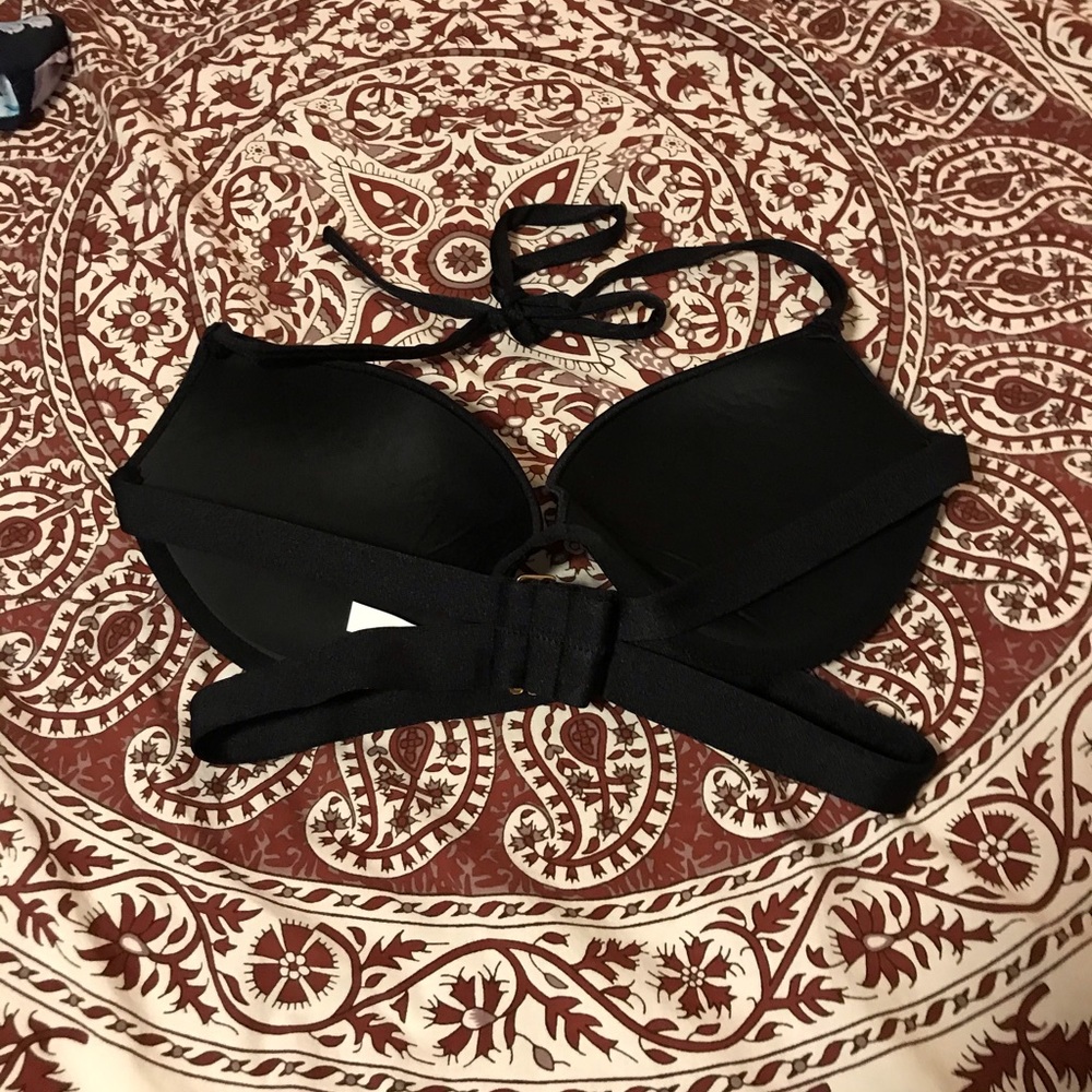 Victoria’s Secret bikini top excellent condition - Picture 2 of 5